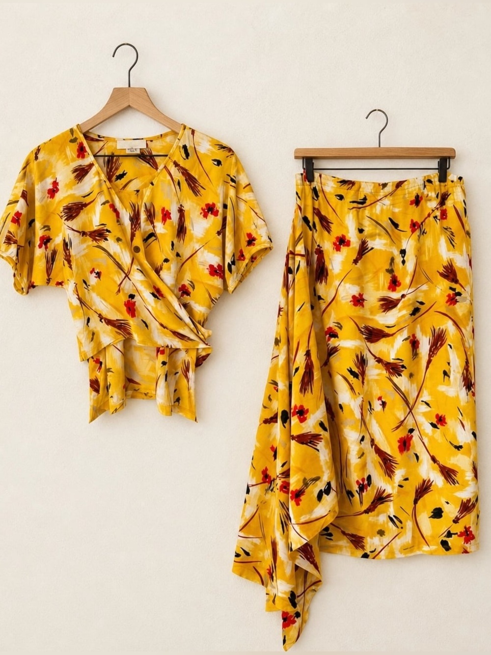 ESCADA Margaretha Ley 100% Silk 2 Piece Skirt Set Made in Germany Size 40